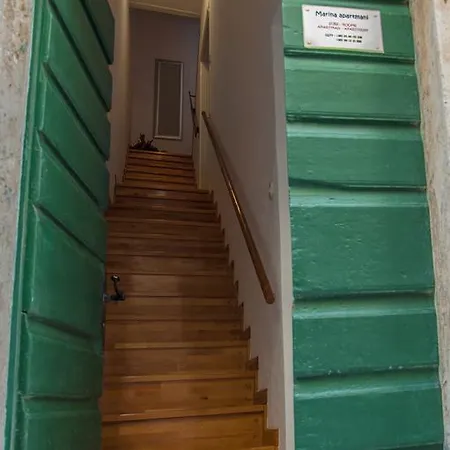 Casa de hóspedes Marina 3*